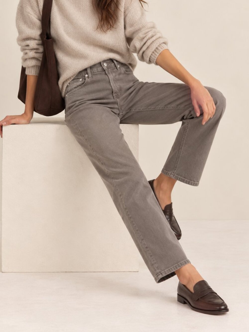 Everlane Taupe Original Cheeky Straight Leg Jeans Sz 28
